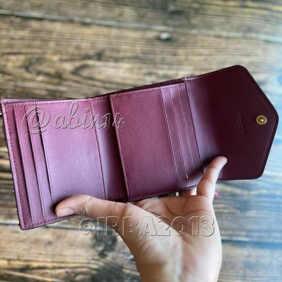 NWT Coach Wyn Colorblock Wallet in Signature Canvas Leather - Picture 2 of 5